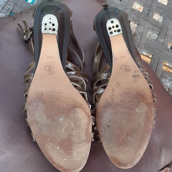 3/10$ Circa Joan David gold/bronze Strappy wedges - Picture 6 of 6